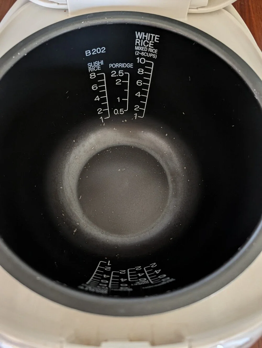 Zojirushi Neuro Fuzzy NS-ZAC18 10-CUP Rice Cooker Pre Owned W/Socketed Battery